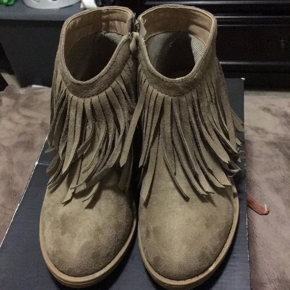 Wedtern style boots